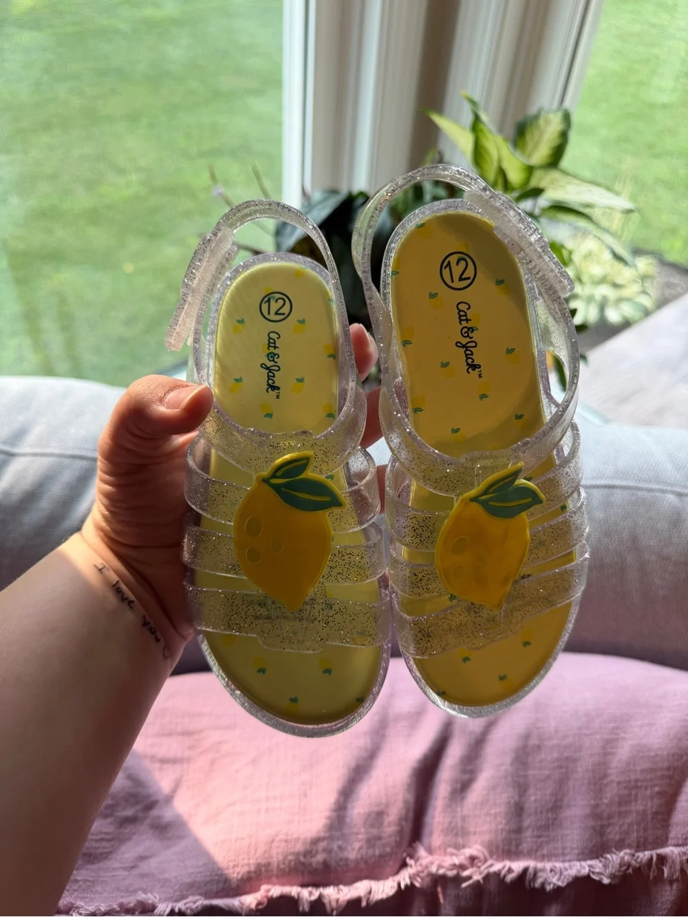 CAT & JACK Girls' Yellow Lemon Glitter Jelly Sandals - Kids